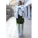 Напольная композиция из силиконовых орхидей в бетонном кашпо