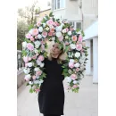 гирлянда из искусственных цветов