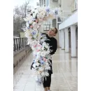 гирлянда из искусственных цветов на свадьбу