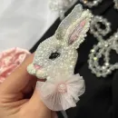 Брошь Белый Кролик