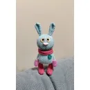 Вязаная игрушка зайчик для детей