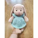 Вязаная игрушка зайка для детей