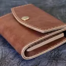 Кошелек на кнопке из натуральной кожи