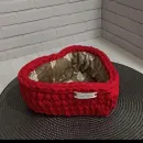 Вязаная корзина Сердце низкая