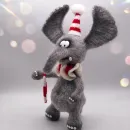 Вязаная интерьерная игрушка: Слоник