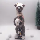 Вязаная интерьерная игрушка: Мишка-соня