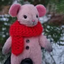 Мягкая игрушка Мышонок — компаньон для путешествий