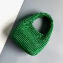 Вязана сумка хобо мини зеленого цвета