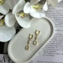 Серьги с натуральным перламутром авторские.