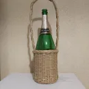 Корзинка плетеная из бумажной лозы