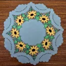 Салфетка "Подсолнухи", выполнена методом гильоширования. Ручная работа
