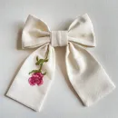 БАНТИКИ РУЧНОЙ РАБОТЫ ИЗ ЛЬНА С ВЫШИВКОЙ Бантики ручной работы из льна с вышивкой