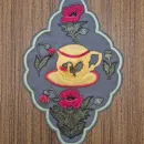 Салфетка с чашкой, создана методом гильоширования. Ручная работа