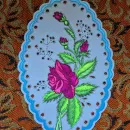 Салфетка "Роза в овале" создана методом гильоширования. Ручная работа