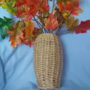 Ваза декоративная из бумажной лозы плетеная