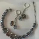 Комплект украшений из гематита и хрустальных бусин