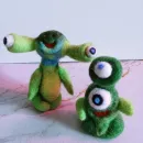 Игрушка ,,Веселые пришельцы,, сухое валяние