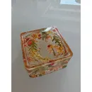 Шкатулка ручной работы из эпоксидной смолы с травами