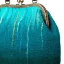 Сумка ридикюль в технике валяние из овечьей шерсти, бирюзовая. Высота сумки 30 см, длина 38 см
