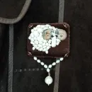 Брошь булавка с жемчугом ручной работы Овен