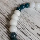 Браслет из моржовой кости и дюмортьерита