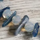 Браслет из опалита с кианитом