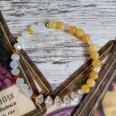 Браслет с кальцитом, опалитом и хрусталем