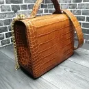 Сумочка- кроссбоди женская ручной работы из натуральной итальянской кожи