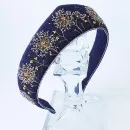 Ободок кокошник джинсовый вышитый бисером, ручная работа, размер универсальный, высота в центре 4 см, Дыхание ветра