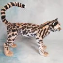 Интерьерная реалистичная игрушка ручной работы - кошка породы "Маргай"