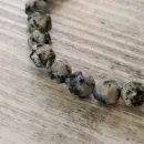 БРАСЛЕТ ИЗ АЗУРИТА С АПАТИТОМ И РУНАМИ Браслет из азурита с апатитом и рунами