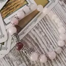 БРАСЛЕТ ИЗ РОЗОВОГО КВАРЦА С РУНАМИ И ТУРМАЛИНОМ Браслет из розового кварца с рунами и турмалином