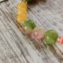 БРАСЛЕТ ИЗ ТУРМАЛИНА С КАЛЬЦИТОМ И КОРАЛЛОМ Браслет из турмалина с кальцитом и кораллом