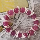 Браслет из халцедона с ракушками