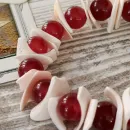 БРАСЛЕТ ИЗ КАРНЕОЛА С РАКУШКАМИ Браслет из карнеола с ракушками