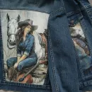Куртка джинсовая с принтом ручной работы " Ковбойская", с белой лошадью