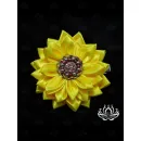 Заколка для волос ручной работы "Лотос" желтый. Единственный экземпляр. Цветы Канзаши на волосы Ваши.