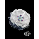 Резинка для волос ручной работы "Анемона" белый. Единственный экземпляр. Цветы Канзаши на волосы Ваши