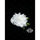 Резинка для волос ручной работы "Кея" белый. Единственный экземпляр. Цветы Канзаши на волосы Ваши.