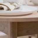 Круглый, раздвижной стол. Дубовый шпон, массив ясеня