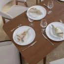 Прямоугольный, раздвижной стол. Дубовый шпон, массив ясеня