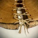 Дубовый спил для сервировки стола