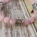 БРАСЛЕТ ИЗ РОЗОВОГО КВАРЦА С РУНАМИ Браслет из розового кварца с рунами