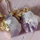 СЕРЬГИ С АМЕТИСТОМ И ФОСФОСИДЕРИТОМ Серьги с аметистом и фосфосидеритом