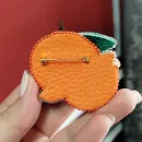 Брошь "Мандаринка"