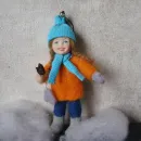 Куколка валяная из шерсти - игрушка на елку