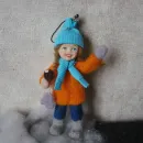 Куколка валяная из шерсти - игрушка на елку