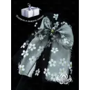 Вот варианты alt‑текста для фото резинки‑банта «Ромашки» (выбирайте по контексту и длине): Резинка для волос с бантом «Ромашки» ручной работы, белый цвет