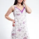 Женские пижамы и халаты