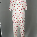 Женские пижамы и халаты